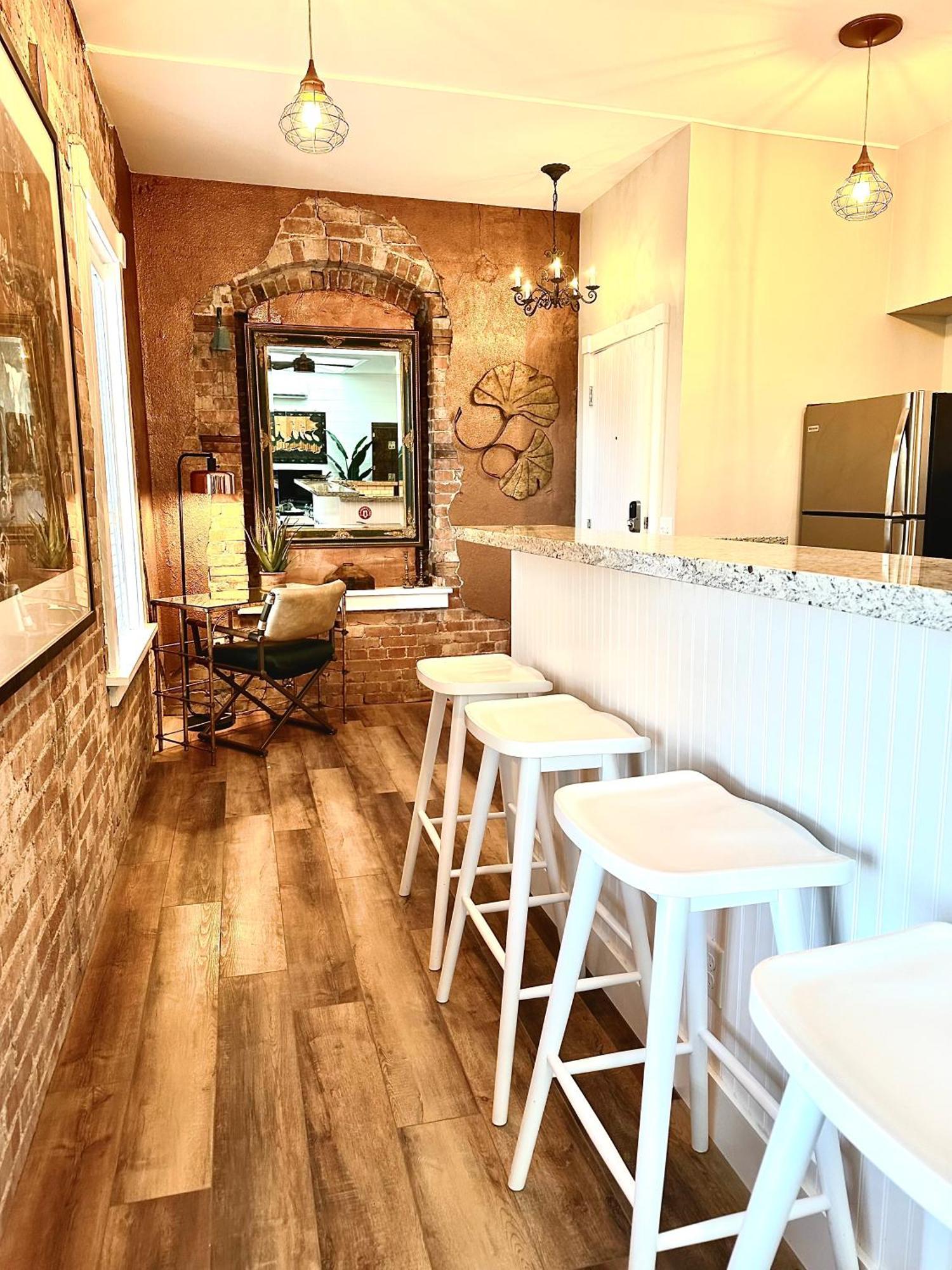 Bisbee Brownstone Suites Exterior foto