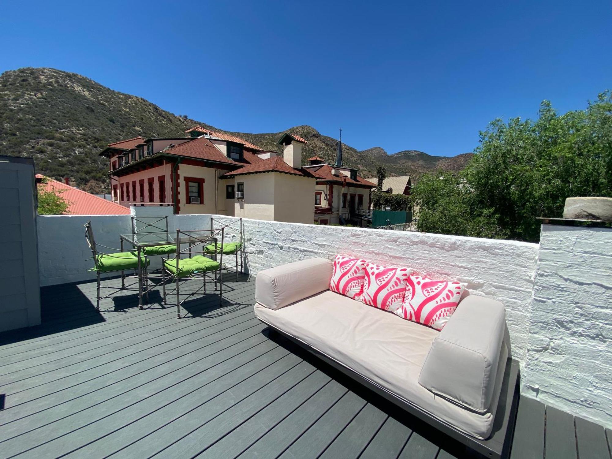 Bisbee Brownstone Suites Exterior foto